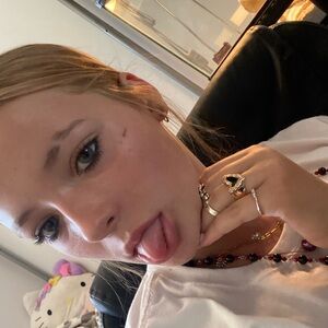 Meet your Posher, Paisley